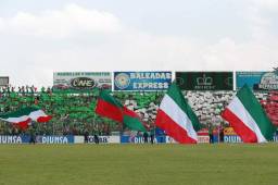 Bonita postal protagonizada por los aficionados del Marathón.