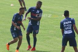 Alex López renovó contrato con Alajuelense y asegura que hay ofertas de clubes de Europa. Foto Ronald Aceituno