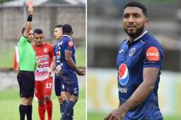 El árbitro Héctor Rodríguez mostró la papeleta roja a Mayorquín este domingo.