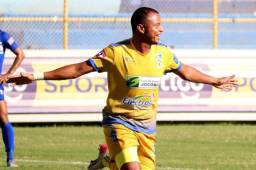 El delantero hondureño, Ovidio Lanza, suma 10 anotaciones con el Jocoro en este torneo en el fútbol salvadoreño y está a las puertas de llegar a la gran final.
