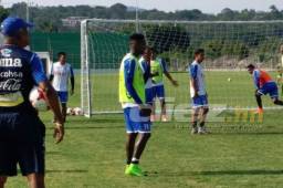 Romell Quioto llegó a Cuernavaca y tras ser revisado por el servicio médico de Honduras, se entrenó con sus compañeros. Foto DIEZ