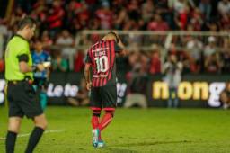 El mediocampista hondureño Alexander López es el subcapitán del equipo Alajuelense que está enfrentando al Municipal Grecia.