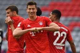 Robert Lewandowski no se cansa de marcar goles. Firmó un nuevo doblete en Bundesliga.
