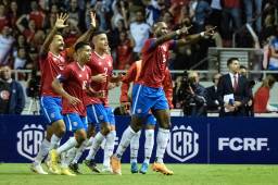 Kendall Waston va a disputar su segundo Mundial con Costa Rica. Le anotó gol a Nigeria.