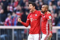 El delantero Polaco Robert Lewandowsky marcó doblete en la victoria del Bayern Munnich 3-0 sobre el Eintracht Frankfurt.