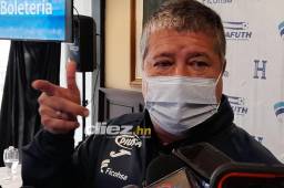 Hernán “Bolillo” Gómez habló de la reunión con Liga Nacional y le respondió a Wilfredo Guzmán. Además, explicó por qué no citó a jugadores de otros clubes. Foto Neptalí Romero