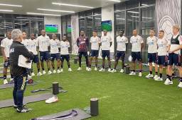 La Selección de Colombia que dirige Reinaldo Rueda se concentró este domingo en Barranquilla para preparar el amistoso contra Honduras que se jugará en Fort Lauderdale. Fotos cortesía