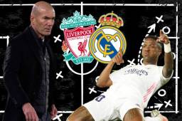 Ante las bajas de Ramos, Carvajal, Varane y Lucas Vázquez, el conjunto blanco sale con Fede Valverde por la derecha y mantiene el tridente en el ataque.