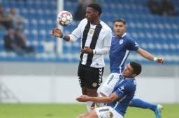 Bryan Róchez no pudo marcar este domingo pero sigue siendo titular con Nacional en Portugal.