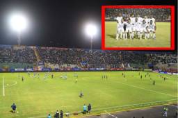 Jugadores de la Bicolor se quejaron del césped del estadio de Tegucigalpa.