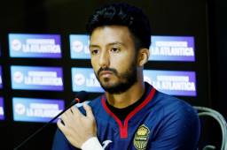 El portero Roberto López del Real España en la conferencia de prensa después del juego ante Marathón. Foto Neptalí Romero