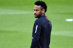 Neymar ahora se perderá la segunda fecha del fútbol francés mientras su futuro se define.