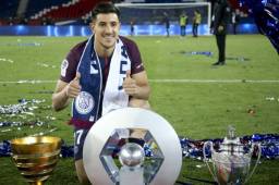Yuri Berchiche disputó 29 partidos con el PSG de Unai Emery y se va con un triplete en la bolsa.