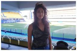 En una tarde soleada en Buenos Aires Argentina, Belkis desde una de las graderías de la Bombonera nos trajo un ambiente previo de final.