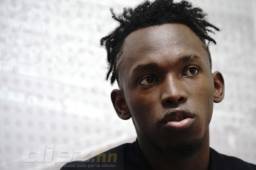 Alberth Elis recibió el premio al Mejor Futbolista del 2017 de DIEZ y habló de sus planes en este 2018. Fotos DIEZ