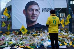 Emiliano Sala murió en el Canal de la Mancha cuando el avión en el que se transportaba cayó al mar.