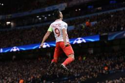 Radamel Falcao celebrando una anotación en Champions con el Mónaco.