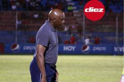 Raúl Martínez Sambulá no esconde su molestia con el tema del arbitraje. Asegura que han sido afectados.