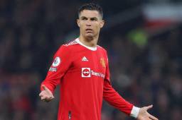Cristiano Ronaldo no tiene ofertas de equipo importantes y podría quedarse en el Manchester United.