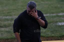 Diego Vázquez lloró en su último partido como entrenador de Motagua.