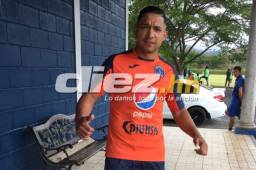 Emilio Izaguirre se hizo presente hoy en los entremientos del Motagua, donde se mantendrá en forma mientras define su futuro.