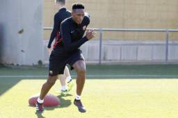 Yerry Mina en los entrenamientos del Barcelona.