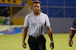 La Directiva del Platense se encuentra analizando la continuidad de Carlos Pavón. En las próximas horas definirán si continúa. Foto Delmer Martínez