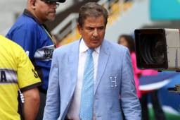 El entrenador de Honduras salió inmesamente triste por el empate ante Costa Rica.