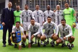 El Inter Leyendas de David Suazo venció 3-2 al Barcelona en amistoso.