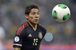 El mexicano Javier Aquino tendrá que viajar desde China a España y luego a Estados Unidos para incorporarse a la selección.