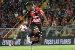 Alex López está concentrado con la Selección de Honduras para enfrentar a Emiratos Árabes.