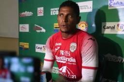 Carlo Costly quiere que el grupo de jugadores sigan con las mismas ganas de cerrar como primero. Foto Moisés Valenzuela.