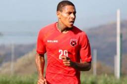 Henry Figueroa firmó por tres años con el Alajuelense de Costa Rica.