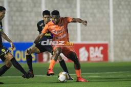 UPNFM y Real España lucharon durante todo el partido y se llevaron un punto de Choluteca. Foto: Ronal Aceituno.