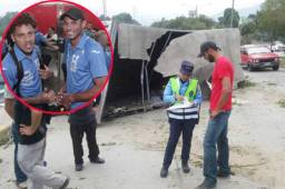 El ex portero de la Selección de Honduras, Orlin Vallecillo cuando conversaba con los policías de tránsito tras el accidente en el que se vio involucrado. Foto cortesía