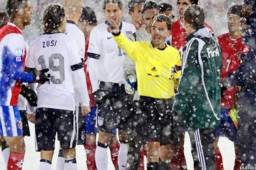 Joel Aguilar Chicas es recordado por pitar aquel partido bajo la nieve donde los ticos cayeron 1-0 contra Estados Unidos en Denver, Colorado. Foto cortesía