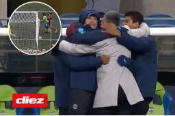 ¡Le falló la vista! Diego Vázquez celebró pensando que cabezazo de Roberto Moreira había sido gol