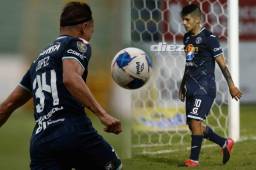 Kevin López y Matías Galvaliz tuvieron un momento de calentón en el juego.