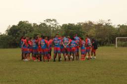 La plantilla cocotera durante uno de los entrenamientos en su sede en La Ceiba.