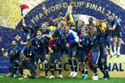 Lucas Hernández se coronó monarca con Francia en Rusia 2018.