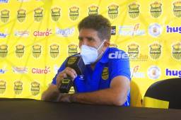 Héctor Vargas se enoja previo al clásico: “Eso me molesta y me duele porque no va con el fútbol, va con la mala gente”