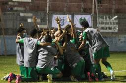 Platense consiguió tres puntos valiosos luego de vencer a Victoria en el Estadio Ceibeño. (Cortesía André Orellana - Platense)