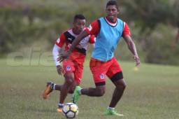 Carlo Costly recibió el alta médica y podría entrar en la lista ante Santos Guápiles. También es buena noticia para la Selección de Honduras. Foto Juan Salgado