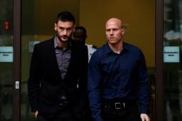 El arquero galo ha sido multado con 50.000 libras (56.000 euros) y 20 meses sin poder conducir.EFE