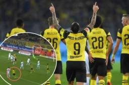Alcácer puso el tercer tanto en el marcador en su primer partido con el Dortmund.