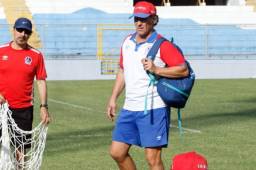 Pedro Troglio adelantó que para este juego de Liga ante Real España habrá variantes, pero no quiso adelantar su once titular. Foto Neptalí Romero.