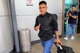 Michaell Chirinos en su llegada a suelo de Costa Rica para unirse al Saprissa. Foto: Cortesía @MiguelCald7