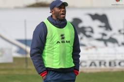 David Suazo sigue sin encontrar la fórmula del triunfo con Carbonia y ya acumula 12 juegos al hilo sin ganar.