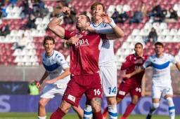 Rigoberto Rivas jugó los primeros 45 de la derrota de la Reggina ante Brescia en casa.