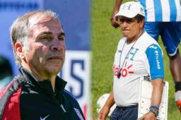 Bruce Arena y Estados Unidos golearon en la primera vuelta del hexagonal 6-0 a la Honduras de Pinto.